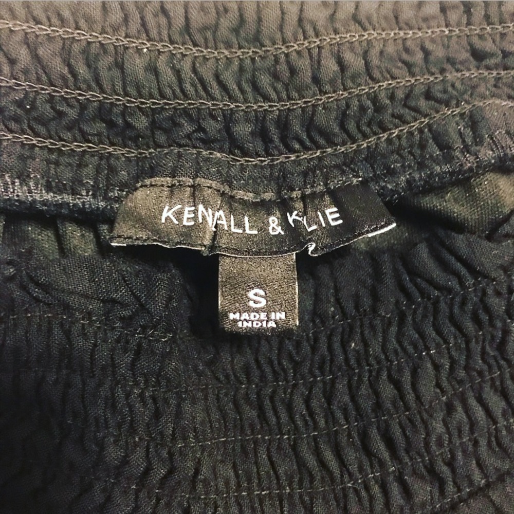 Kendall & Kylie Black Lace Crochet Shorts Small - Picture 4 of 6